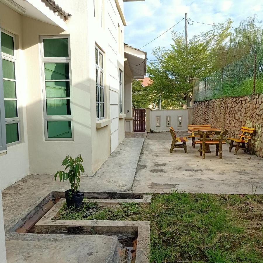 Gambang Homestay Banglomuslim Kuantan Extérieur photo