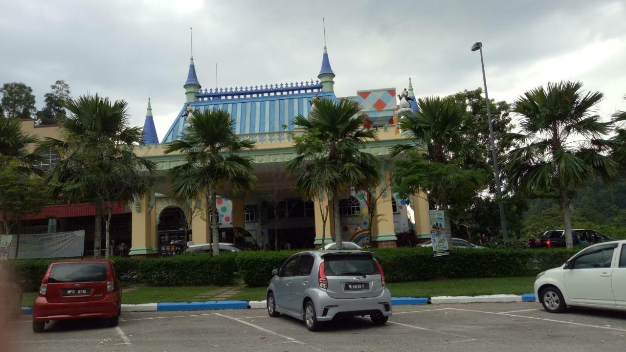 Gambang Homestay Banglomuslim Kuantan Extérieur photo