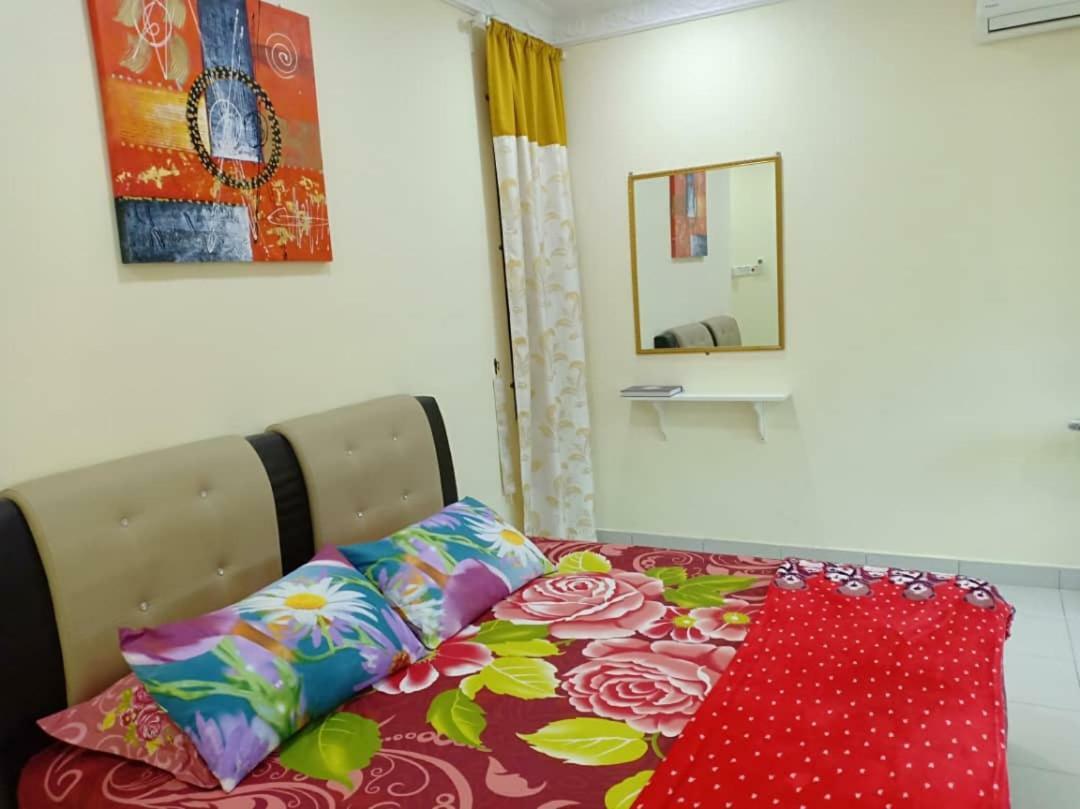 Gambang Homestay Banglomuslim Kuantan Extérieur photo