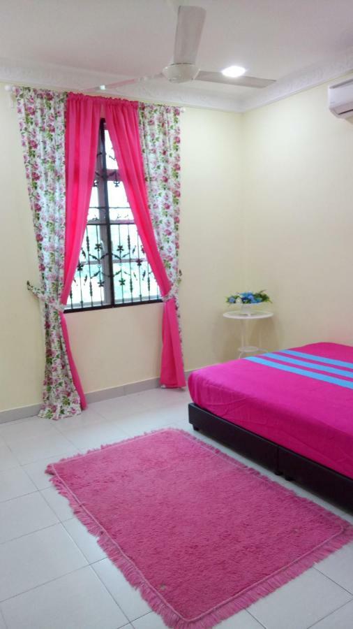 Gambang Homestay Banglomuslim Kuantan Extérieur photo